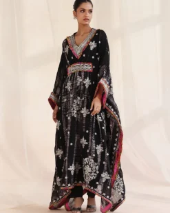 Tiana Kaftan