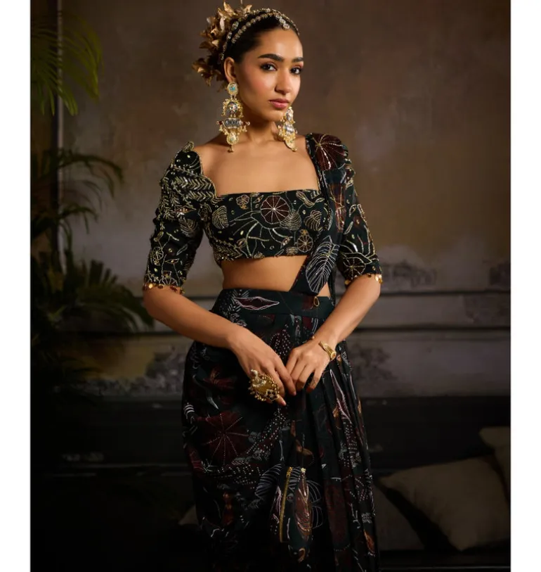 Verdant Glow Sari Set