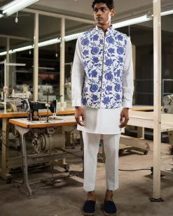 White Anaar Open Bandi With Matching Kurta Pajama Set
