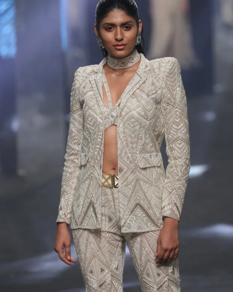 Yeva Blazer Set